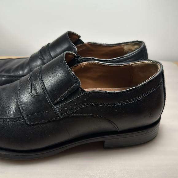 Johnston & Murphy black slip on loafers. Size 11M. - Picture 2 of 8